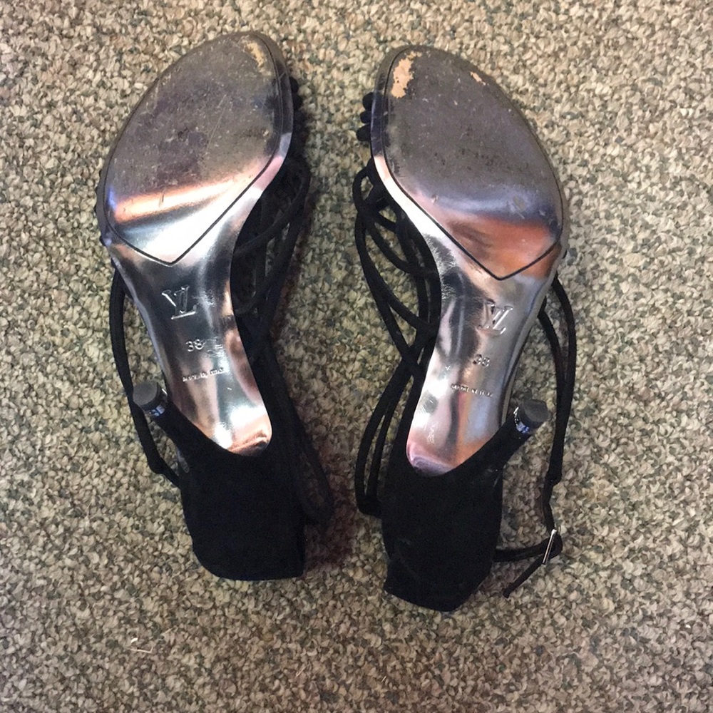 Louis Vuitton heels - Picture 3 of 5